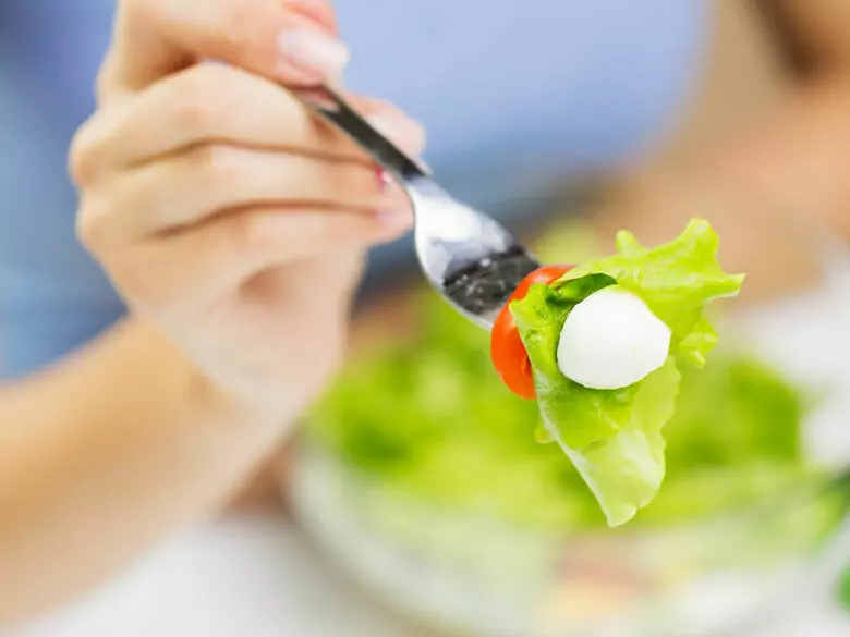 Jedz zdrowo, a Twój mózg Ci podziękuje! Innowacyjny kurs online naukowców z Olsztyna